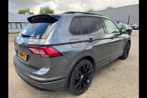 Volkswagen Tiguan 1.5 TSI ACT Highline Business R-Line | Pano | Trekhaak | Leder | Virtual cockpit | Nieuwstaat |