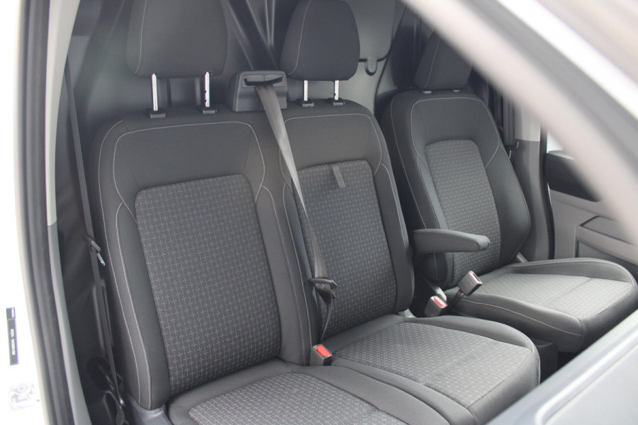 Ford Transit Custom 300 2.0 TDCI L2H1 Trend 136pk - Carplay - Android - LED koplampen - Stoelverwarming - 70l tank - Rijklaar