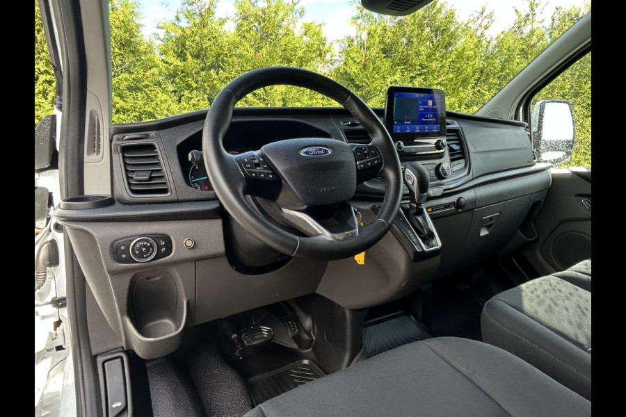 Ford Transit Custom 300 2.0 TDCI 130 PK AUTOMAAT / L2H1 / 1e EIG. / ADAPT CRUISE / AIRCO / CAMERA / NAVI / 3-ZITS