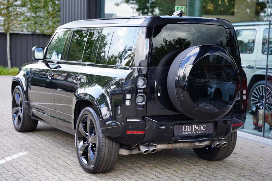 Land Rover Defender 110 P 525 V 8 Black Edition