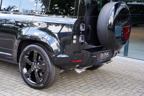 Land Rover Defender 110 P 525 V 8 Black Edition