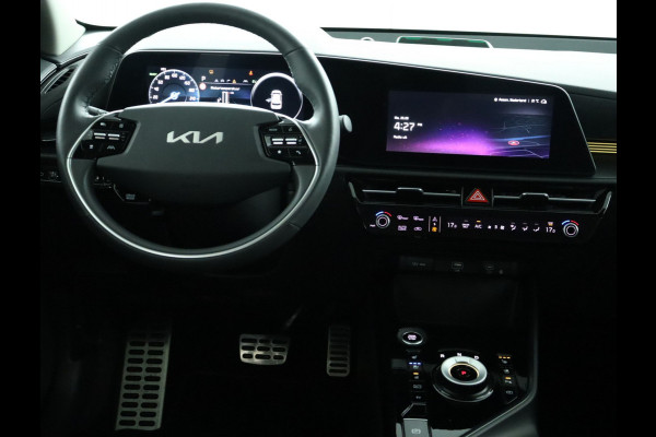 Kia Niro 1.6 GDi PHEV DynamicPlusLine - 1300kg trekgewicht - - Navigatie - Climate Control - Achteruitrij camera - Stoel ventilatie - Stoel/Stuurverwarming - Automatische achterklep Fabrieksgarantie tot 12-2029