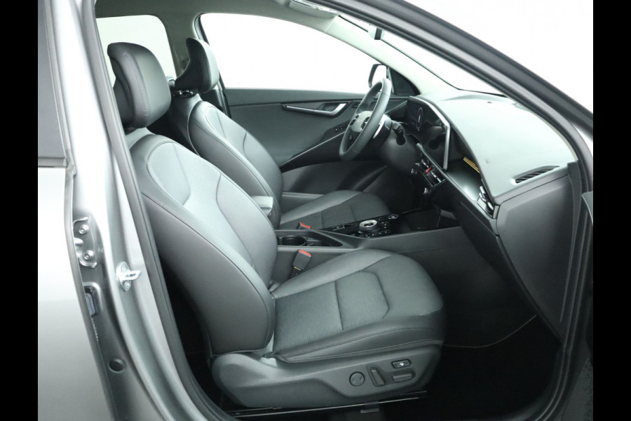 Kia Niro 1.6 GDi PHEV DynamicPlusLine - 1300kg trekgewicht - - Navigatie - Climate Control - Achteruitrij camera - Stoel ventilatie - Stoel/Stuurverwarming - Automatische achterklep Fabrieksgarantie tot 12-2029