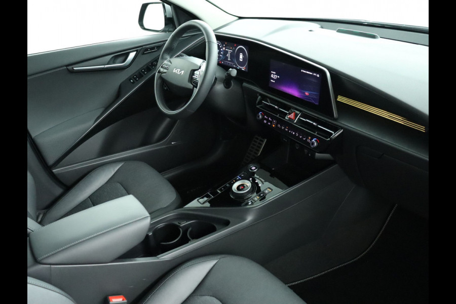Kia Niro 1.6 GDi PHEV DynamicPlusLine - 1300kg trekgewicht - - Navigatie - Climate Control - Achteruitrij camera - Stoel ventilatie - Stoel/Stuurverwarming - Automatische achterklep Fabrieksgarantie tot 12-2029