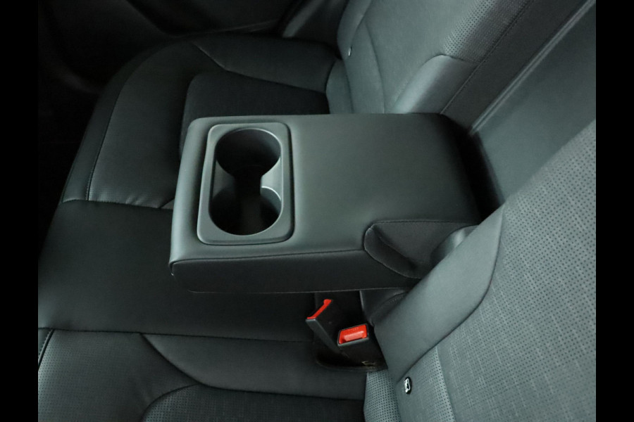 Kia Niro 1.6 GDi PHEV DynamicPlusLine - 1300kg trekgewicht - - Navigatie - Climate Control - Achteruitrij camera - Stoel ventilatie - Stoel/Stuurverwarming - Automatische achterklep Fabrieksgarantie tot 12-2029