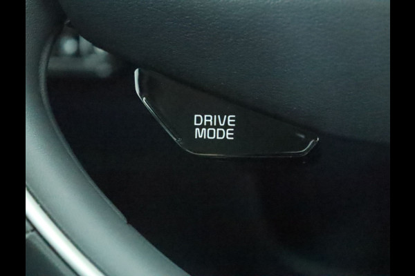 Kia Niro 1.6 GDi PHEV DynamicPlusLine - 1300kg trekgewicht - - Navigatie - Climate Control - Achteruitrij camera - Stoel ventilatie - Stoel/Stuurverwarming - Automatische achterklep Fabrieksgarantie tot 12-2029