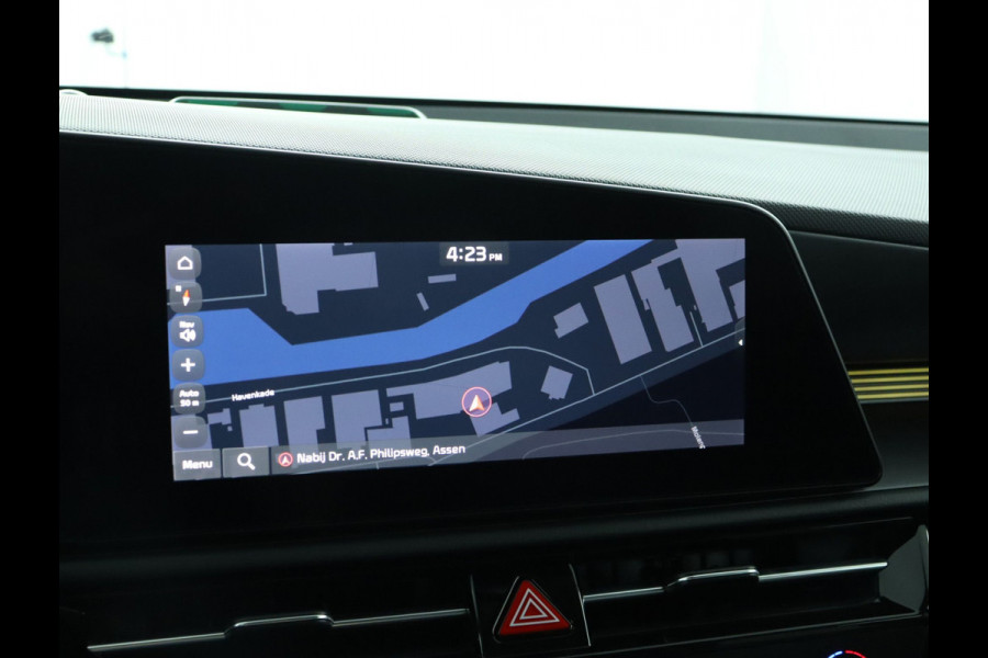 Kia Niro 1.6 GDi PHEV DynamicPlusLine - 1300kg trekgewicht - - Navigatie - Climate Control - Achteruitrij camera - Stoel ventilatie - Stoel/Stuurverwarming - Automatische achterklep Fabrieksgarantie tot 12-2029