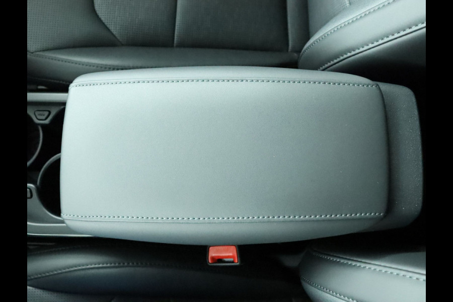 Kia Niro 1.6 GDi PHEV DynamicPlusLine - 1300kg trekgewicht - - Navigatie - Climate Control - Achteruitrij camera - Stoel ventilatie - Stoel/Stuurverwarming - Automatische achterklep Fabrieksgarantie tot 12-2029