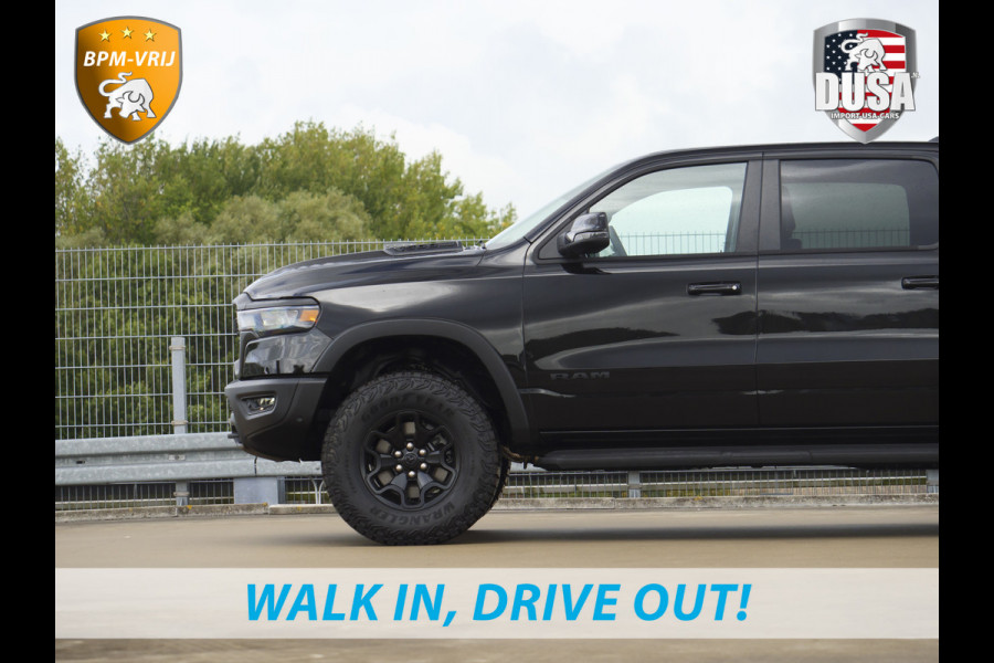 Dodge Ram | 1500 | Rebel | Night | 4x4 | Crew Cab | 3.0L Twin-turbo I6 | BPM-VRIJ | LPG | 10,2 inch Passenger Screen | Harman Kardon | Incl trekhaak | Incl LPG Getoonde accessoires zijn verkrijgbaar tegen meerprijs