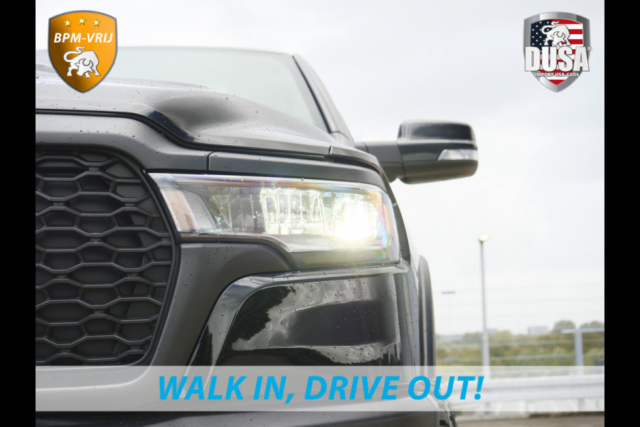 Dodge Ram | 1500 | Rebel | Night | 4x4 | Crew Cab | 3.0L Twin-turbo I6 | BPM-VRIJ | LPG | 10,2 inch Passenger Screen | Harman Kardon | Incl trekhaak | Incl LPG Getoonde accessoires zijn verkrijgbaar tegen meerprijs