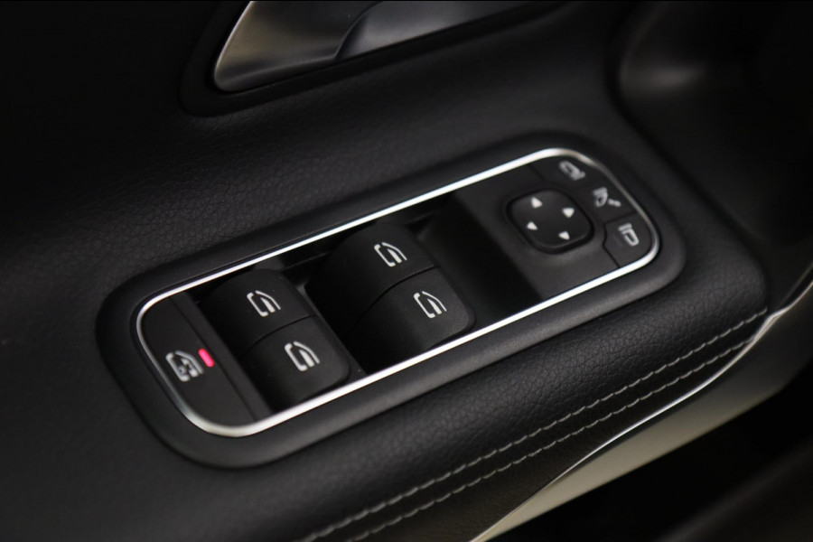 Mercedes-Benz CLA-Klasse AMG 35 4MATIC Premium Plus / PANO/CARPLAY/HK/360CAM/VOL