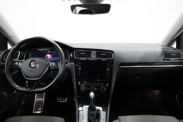 Volkswagen Golf 1.5 TSI R-Line LED/VIRTUAL/SFEER/PANORAMADAK/HALF LEER+STUUR+S.VERWARMING/18" LMV/CAM/ACC/ECC/12 MDN GARANTIE!
