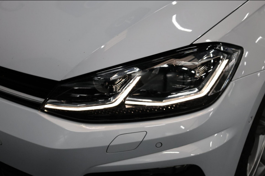 Volkswagen Golf 1.5 TSI R-Line LED/VIRTUAL/SFEER/PANORAMADAK/HALF LEER+STUUR+S.VERWARMING/18" LMV/CAM/ACC/ECC/12 MDN GARANTIE!