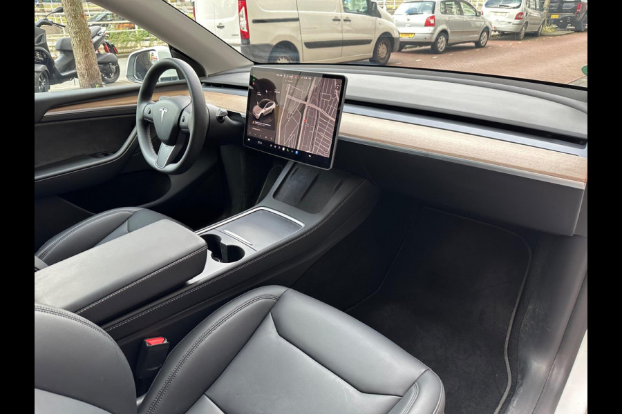 Tesla Model Y Long Range AWD 75 kWh Inclusief BTW