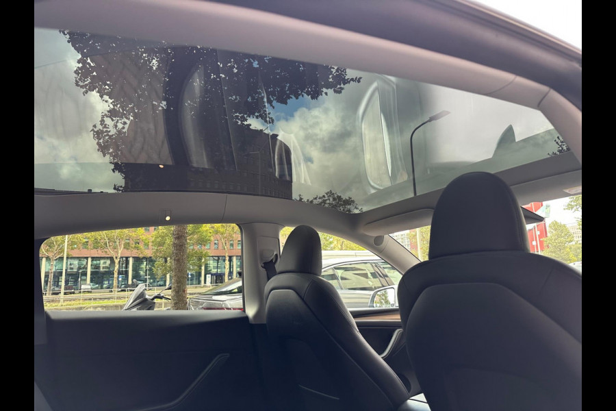 Tesla Model Y Long Range AWD 75 kWh Inclusief BTW