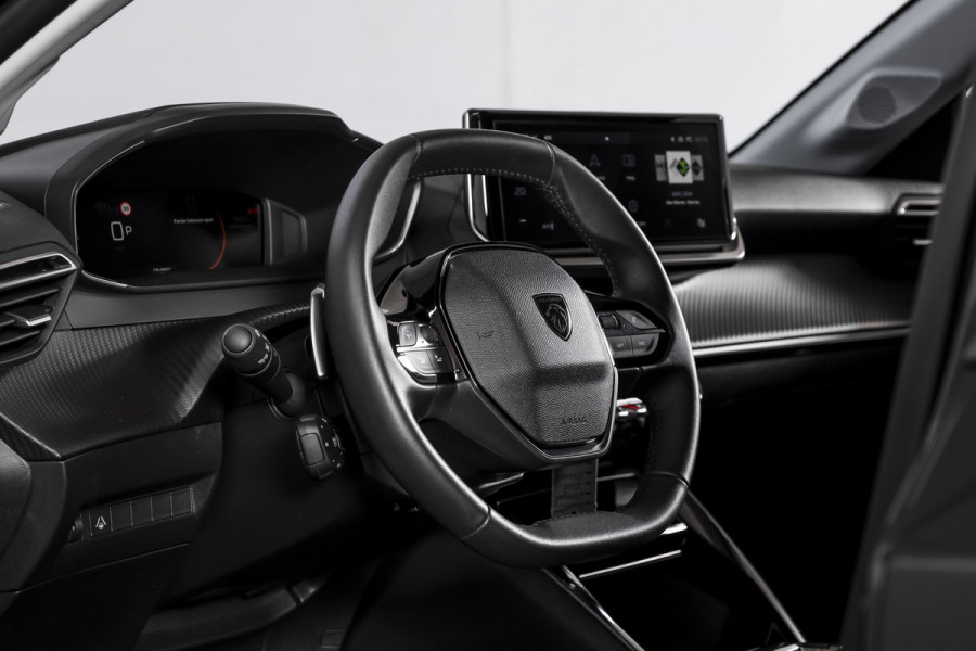 Peugeot 208 1.2 Hybrid 110 e-DCS6 Allure | Dig. Cockpit | Adapt. Cruise | PDC | Camera V+A | NAV+App. Connect | ECC | LM 16" | 5798