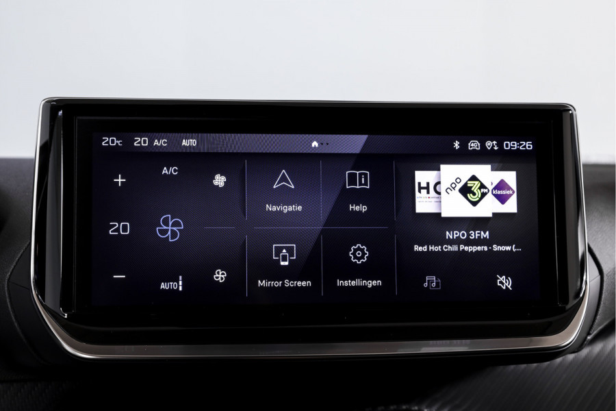 Peugeot 208 1.2 Hybrid 110 e-DCS6 Allure | Dig. Cockpit | Adapt. Cruise | PDC | Camera V+A | NAV+App. Connect | ECC | LM 16" | 5798