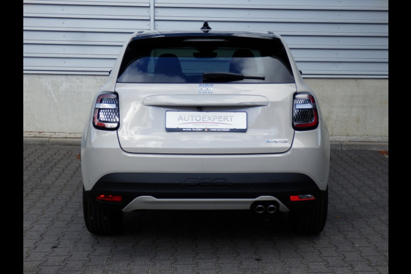 Fiat 600 1.2 136 pk. Hybrid La Prima I Automaat I