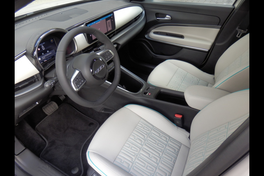 Fiat 600 1.2 136 pk. Hybrid La Prima I Automaat I