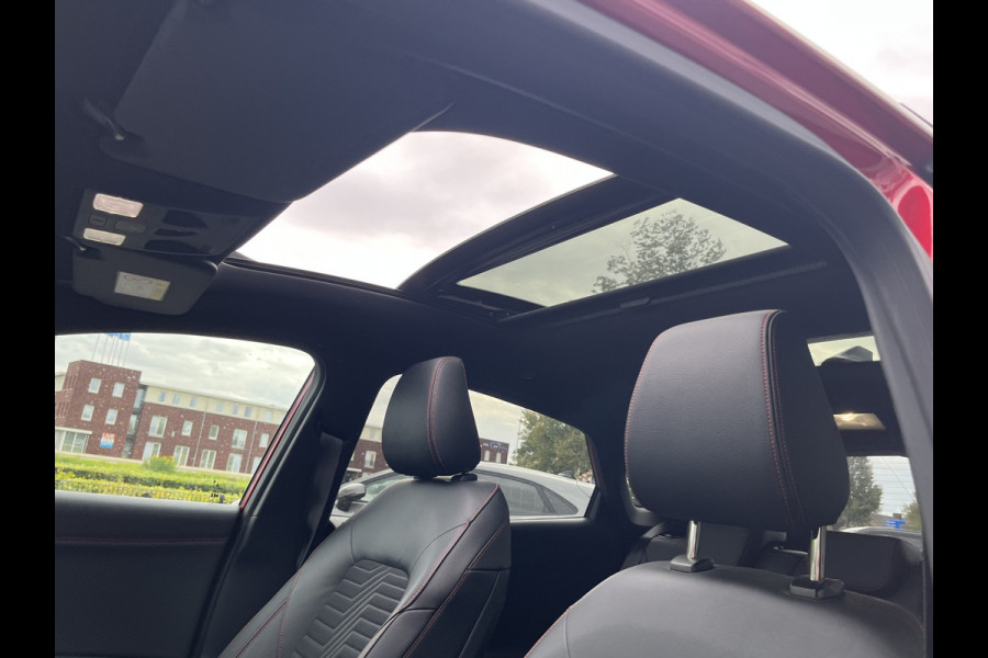 Ford Puma 1.0 EcoBoost Hybrid ST-Line X 155pk/114kW 6-bak | Full Options | Panoramadak | Driver Assistance Pack | Keyless | Winter Pack | Technology Pack | etc. etc.