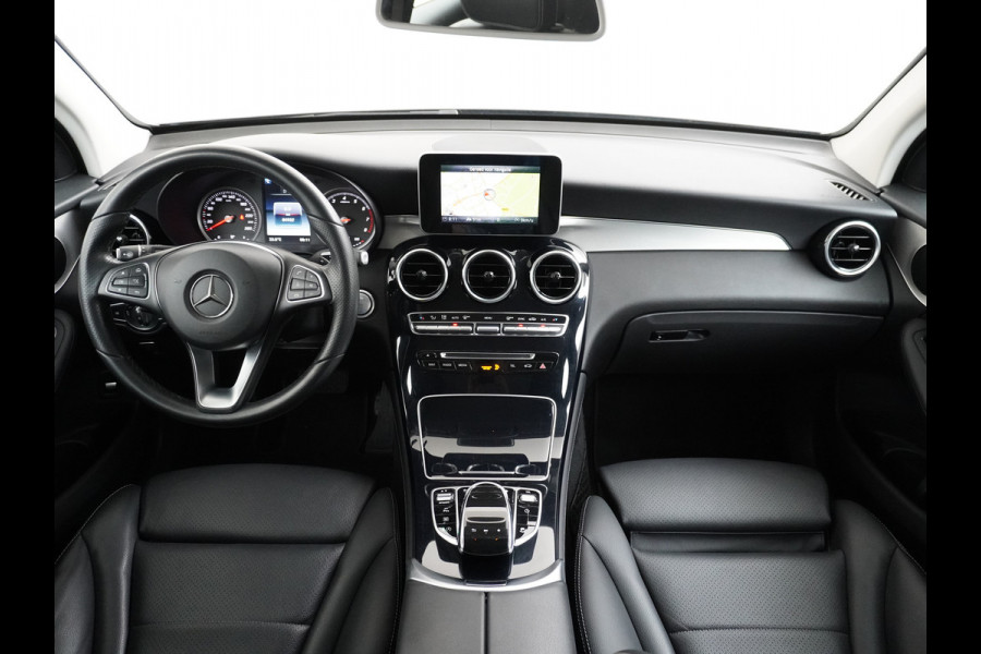 Mercedes-Benz GLC 250 4MATIC AUT-9 Leer Trekhaak Navi Ecc Premium Plus Stoelverwarming EASY PACK-achterklep 2.400KG Trekgewicht !