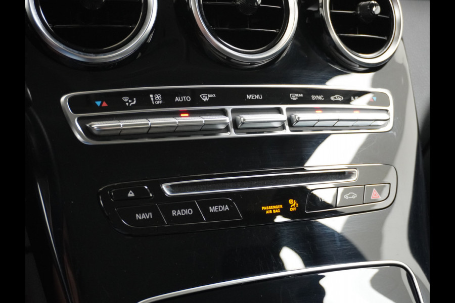 Mercedes-Benz GLC 250 4MATIC AUT-9 Leer Trekhaak Navi Ecc Premium Plus Stoelverwarming EASY PACK-achterklep 2.400KG Trekgewicht !