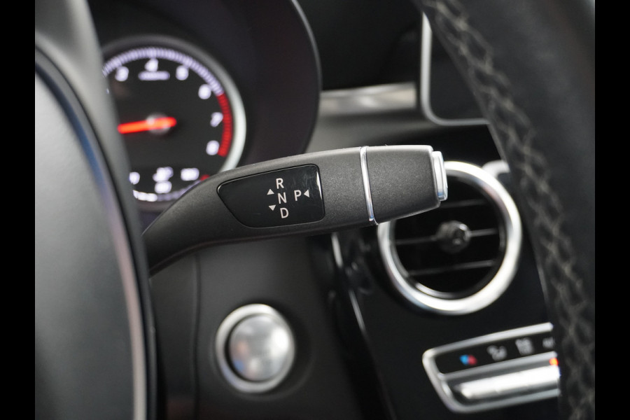 Mercedes-Benz GLC 250 4MATIC AUT-9 Leer Trekhaak Navi Ecc Premium Plus Stoelverwarming EASY PACK-achterklep 2.400KG Trekgewicht !