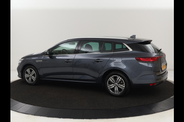 Renault Mégane 1.6 E-Tech Plug-In Hybrid 160 Intens | Half leder | Carplay | Full LED | Keyless | Navigatie | Parkeerhulp | Cruise control | Sfeerverlichting | Climate control