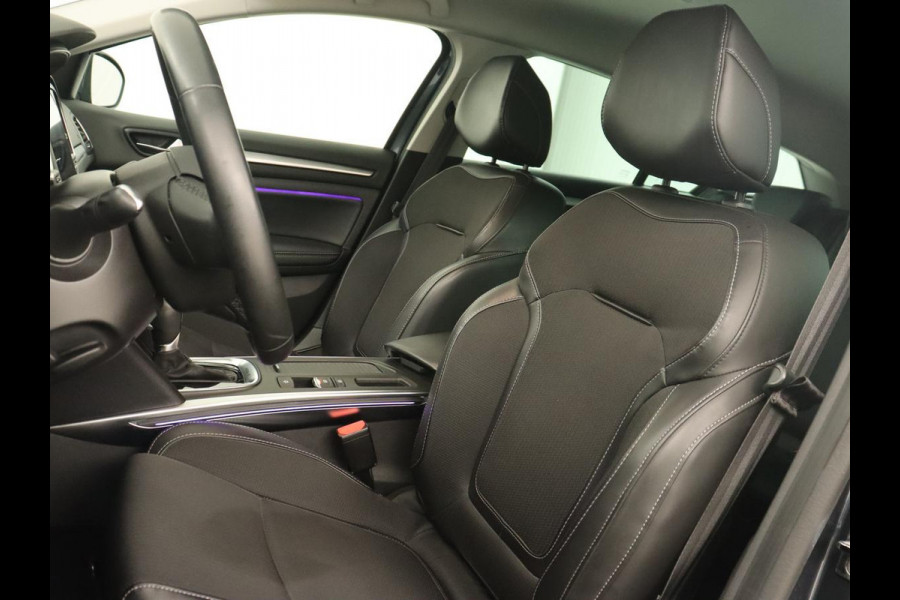 Renault Mégane 1.6 E-Tech Plug-In Hybrid 160 Intens | Half leder | Carplay | Full LED | Keyless | Navigatie | Parkeerhulp | Cruise control | Sfeerverlichting | Climate control