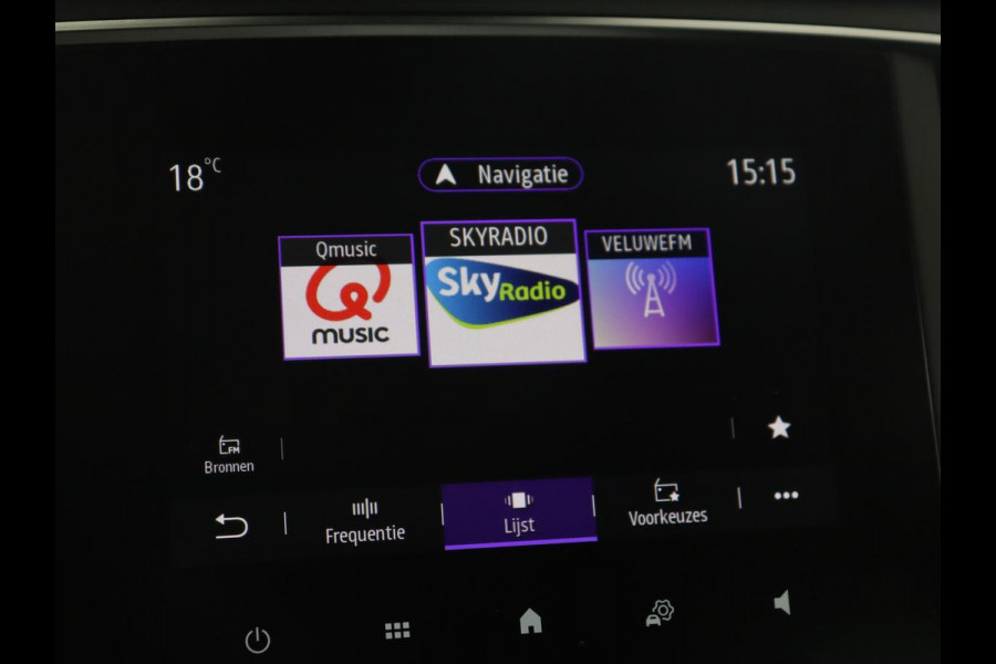 Renault Mégane 1.6 E-Tech Plug-In Hybrid 160 Intens | Half leder | Carplay | Full LED | Keyless | Navigatie | Parkeerhulp | Cruise control | Sfeerverlichting | Climate control