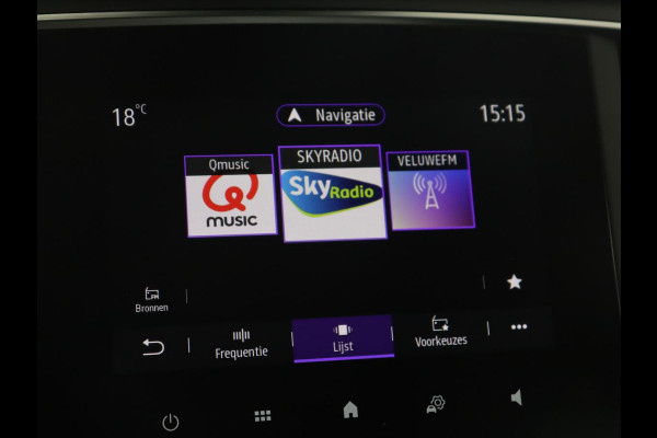 Renault Mégane 1.6 E-Tech Plug-In Hybrid 160 Intens | Half leder | Carplay | Full LED | Keyless | Navigatie | Parkeerhulp | Cruise control | Sfeerverlichting | Climate control