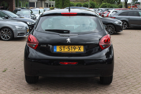 Peugeot 208 1.2 PureTech Allure / Panoramadak / Navigatie / Parkeerhulp achter / 16'' / Apple CarPlay / DAB / Cruise Control Peugeot 208 1.2 PureTech Allure / Panoramadak / Navigatie / Parkeerhulp achter / 16'' / Apple CarPlay / DAB / Cruise Control