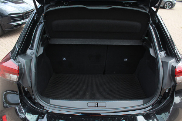 Opel Corsa 1.2 GS Line / Navigatie / Parkeerhulp achter / Keyless / 16'' / Getint glas / Climate Control / Apple CarPlay / Cruise Control Opel Corsa 1.2 GS Line / Navigatie / Parkeerhulp achter / Keyless / 16'' / Getint glas / Climate Control / Apple CarPlay / Cruise Control