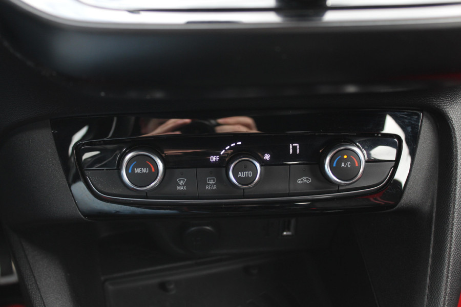 Opel Corsa 1.2 GS Line / Navigatie / Parkeerhulp achter / Keyless / 16'' / Getint glas / Climate Control / Apple CarPlay / Cruise Control Opel Corsa 1.2 GS Line / Navigatie / Parkeerhulp achter / Keyless / 16'' / Getint glas / Climate Control / Apple CarPlay / Cruise Control