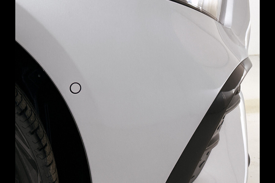 Mercedes-Benz A-Klasse 250 e Business Solution AMG | Nightpakket | Parkeerpakket met achteruitrijcamera | KEYLESS GO | Spiegelpakket | EASY PACK achterklep | Extra USB-poorten | Sfeerverlichting | MULTIBEAM LED |