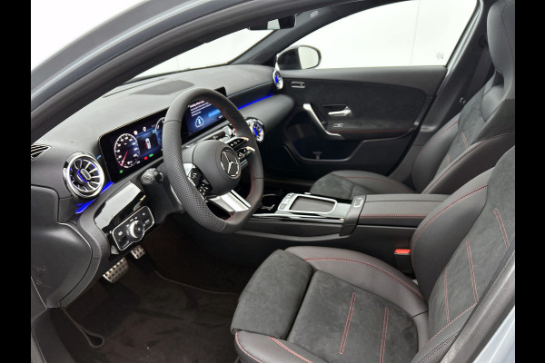 Mercedes-Benz A-Klasse 250 e Business Solution AMG | Nightpakket | Parkeerpakket met achteruitrijcamera | KEYLESS GO | Spiegelpakket | EASY PACK achterklep | Extra USB-poorten | Sfeerverlichting | MULTIBEAM LED |