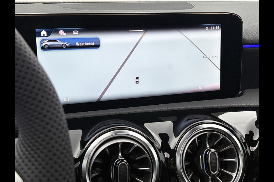 Mercedes-Benz A-Klasse 250 e Business Solution AMG | Nightpakket | Parkeerpakket met achteruitrijcamera | KEYLESS GO | Spiegelpakket | EASY PACK achterklep | Extra USB-poorten | Sfeerverlichting | MULTIBEAM LED |