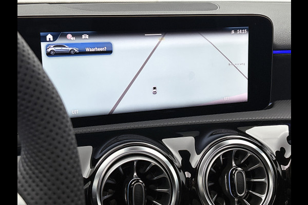 Mercedes-Benz A-Klasse 250 e Business Solution AMG | Nightpakket | Parkeerpakket met achteruitrijcamera | KEYLESS GO | Spiegelpakket | EASY PACK achterklep | Extra USB-poorten | Sfeerverlichting | MULTIBEAM LED |