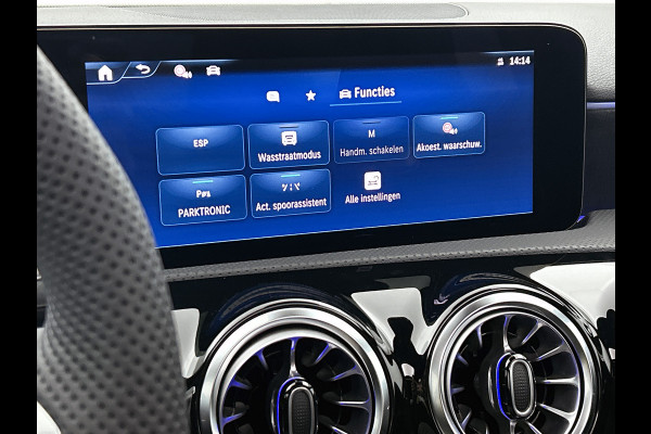Mercedes-Benz A-Klasse 250 e Business Solution AMG | Nightpakket | Parkeerpakket met achteruitrijcamera | KEYLESS GO | Spiegelpakket | EASY PACK achterklep | Extra USB-poorten | Sfeerverlichting | MULTIBEAM LED |
