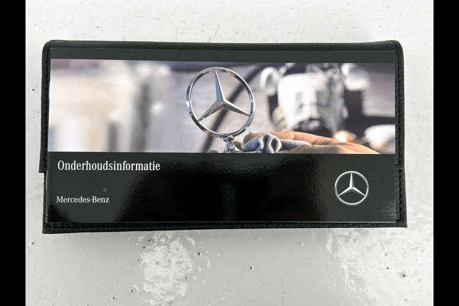 Mercedes-Benz A-Klasse 250 e Business Solution AMG | Nightpakket | Parkeerpakket met achteruitrijcamera | KEYLESS GO | Spiegelpakket | EASY PACK achterklep | Extra USB-poorten | Sfeerverlichting | MULTIBEAM LED |