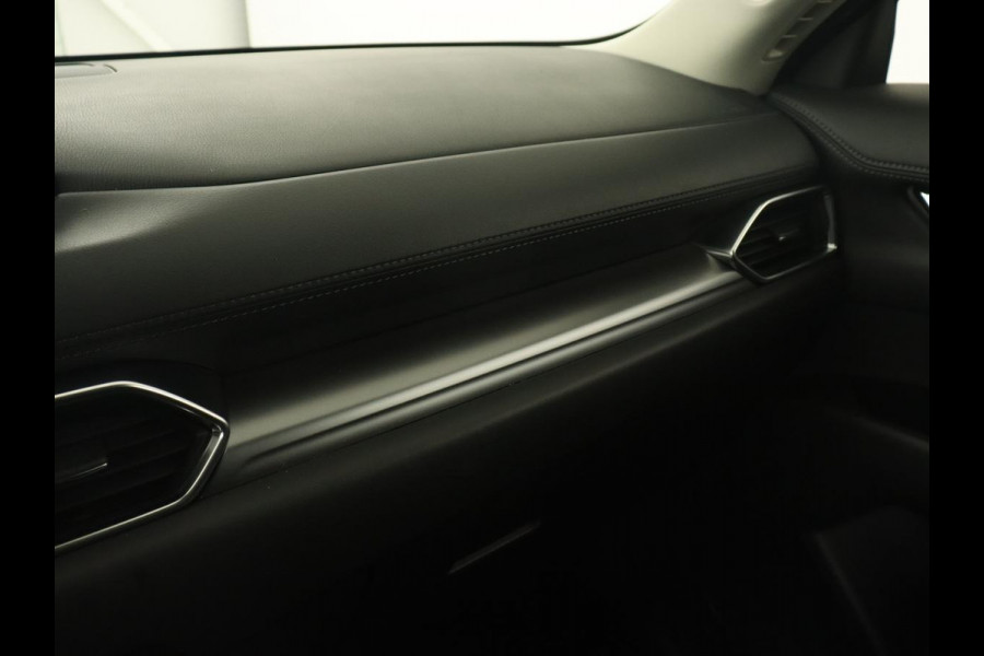 Mazda CX-5 2.0 SkyActiv-G 165 Comfort | Trekhaak | Stoelverwarming | Carplay | Full LED | Stuurverwarming | Navigatie | Keyless | Dodehoek detectie | 19'' lichtmetalen velgen
