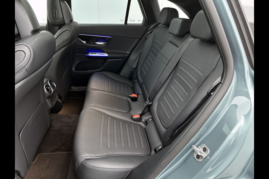 Mercedes-Benz GLC 400e 4MATIC Sport Edition | Premium pakket | Parkeerpakket met 360°-camera | MBUX Augmented Reality | URBAN GUARD voertuigbescherming plus | EASY PACK achterklep | DIGITAL LIGHT | Memorypakket |