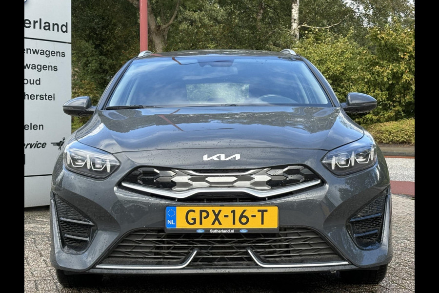 Kia Ceed Sportswagon 1.6 GDI PHEV DynamicLine 140pk Automaat | Stoelverwarming | Camera | Navigatie | Climate control Kia Ceed Sportswagon 1.6 GDI PHEV DynamicLine 140pk Automaat | Stoelverwarming | Camera | Navigatie | Climate control