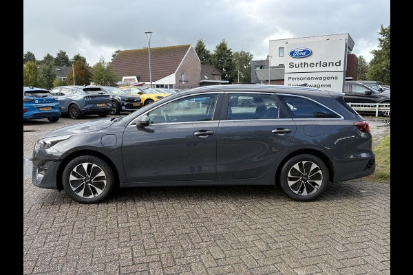 Kia Ceed Sportswagon 1.6 GDI PHEV DynamicLine 140pk Automaat | Stoelverwarming | Camera | Navigatie | Climate control Kia Ceed Sportswagon 1.6 GDI PHEV DynamicLine 140pk Automaat | Stoelverwarming | Camera | Navigatie | Climate control