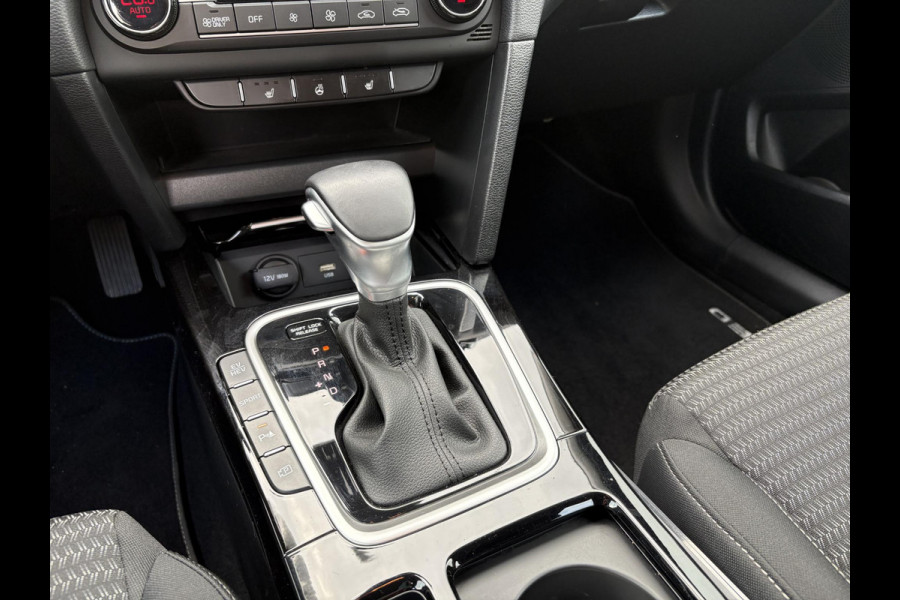 Kia Ceed Sportswagon 1.6 GDI PHEV DynamicLine 140pk Automaat | Stoelverwarming | Camera | Navigatie | Climate control Kia Ceed Sportswagon 1.6 GDI PHEV DynamicLine 140pk Automaat | Stoelverwarming | Camera | Navigatie | Climate control