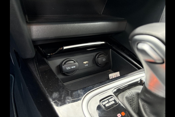 Kia Ceed Sportswagon 1.6 GDI PHEV DynamicLine 140pk Automaat | Stoelverwarming | Camera | Navigatie | Climate control Kia Ceed Sportswagon 1.6 GDI PHEV DynamicLine 140pk Automaat | Stoelverwarming | Camera | Navigatie | Climate control
