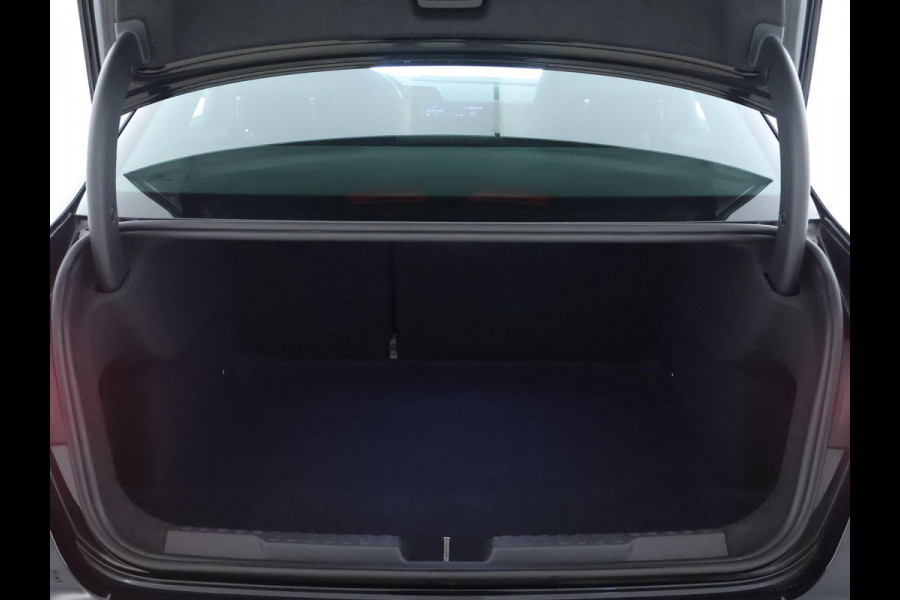 Audi A3 Limousine 30 TFSI Business edition Virtual Cockpit | CarPlay | LED