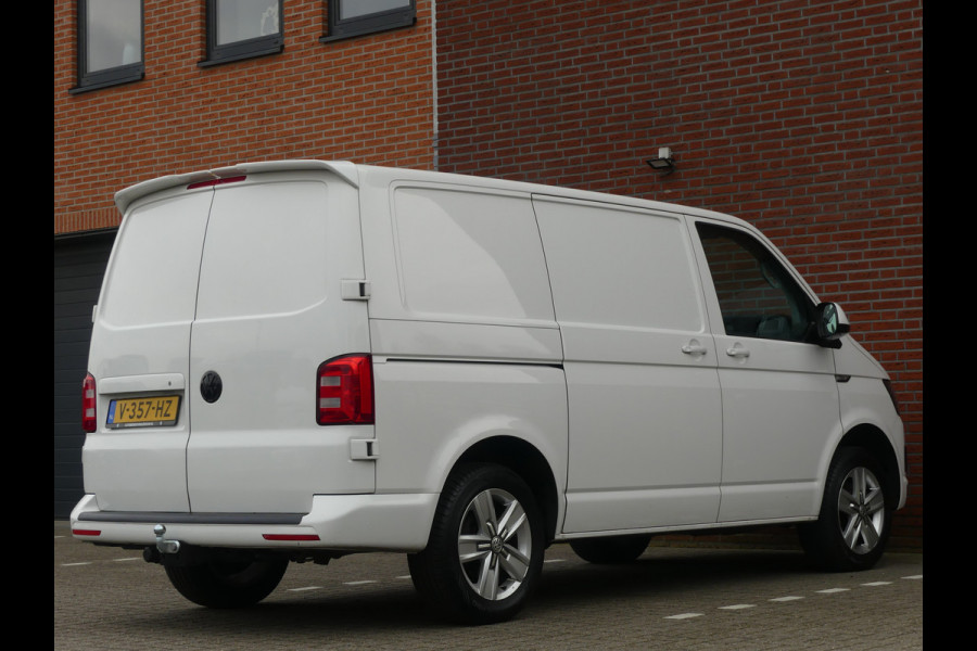 Volkswagen Transporter 2.0 TDI 150PK Airco/Trekhaak//Cruise control