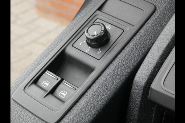 Volkswagen Transporter 2.0 TDI 150PK Airco/Trekhaak//Cruise control