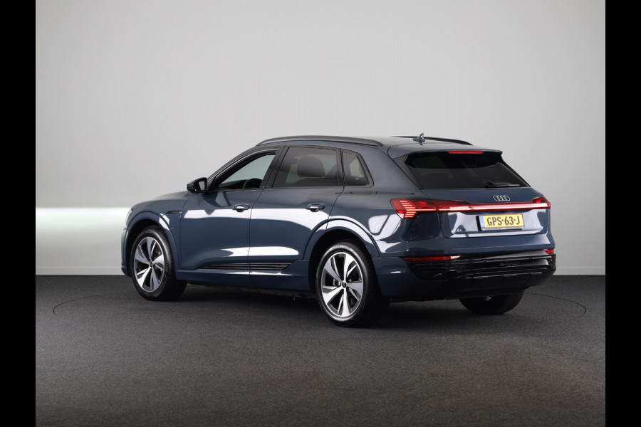 Audi Q8 e-tron 50 quattro Edition 95 kWh 340pk | Lederen bekleding | | 20 inch lichtmetalen velgen | Elektrisch verstelbare voorstoelen met geheugen | Parkeercamera |